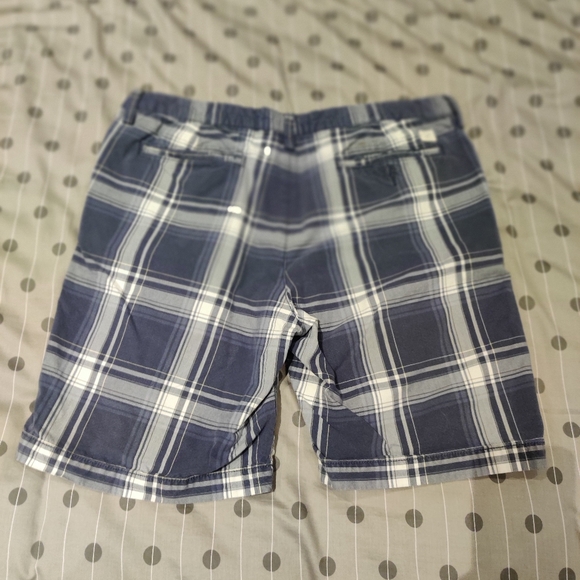 American Eagle Prep Fit Shorts - Picture 3 of 4